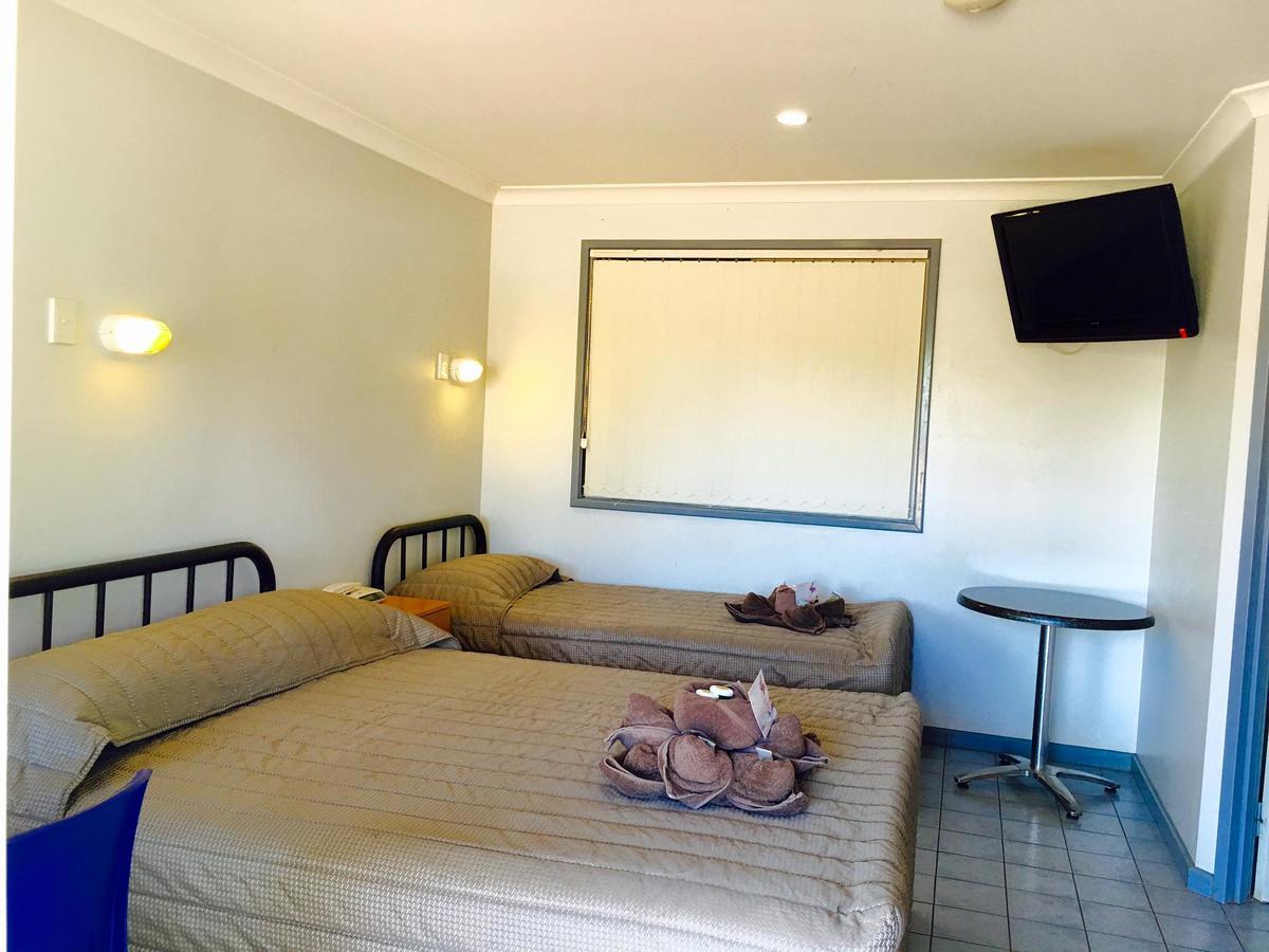 Tom Price Hotel Motel Exterior foto